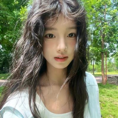 5个吓鬼的少年
